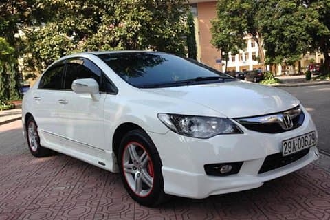 Hai Phong Flughafentransfer nach Halong Bay mit privatem Auto 4 Sitzplatz von Hai Phong