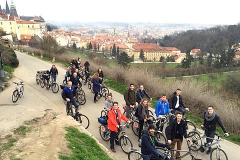 Prague E-Bike Tour - Points de vue époustouflants (petit groupe)
