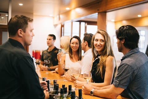 Tour de vinícola Sirromet e degustação de vinhos