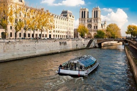 Paris Stadtrundfahrt mit dem Bus mit Besichtigung der Seine