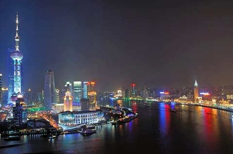 Visita nocturna en Shanghái para contemplar las luces del Bund con crucero por el río Huangpu