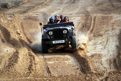 Jeep Safari Tagesausflug zum Kanota Lake von Jaipur