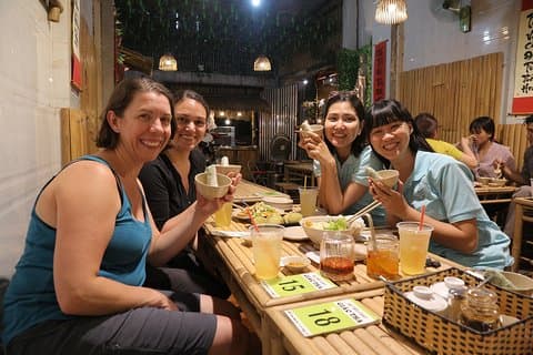 Privat vegansk madtur i Ho Chi Minh City på motorcykel