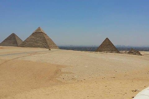 Private 8-Hours: Giza Pyramids, Antiquities Museum & Old Cairo