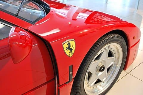 Ferrari queso parmesano vinagre balsámico vino y comida TOUR PRIVADO desde FLORENCIA