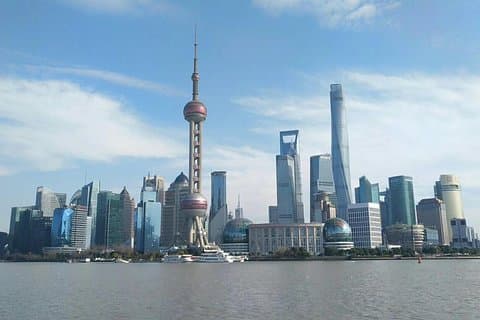 Tour Highlight di mezza giornata a Shanghai con ritiro presso la stazione ferroviaria di Hongqiao