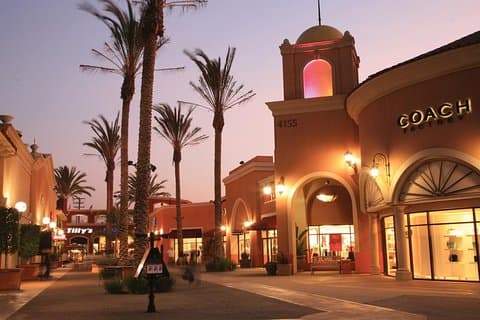 Tour de compras en San Diego al Outlet de Las Amercias