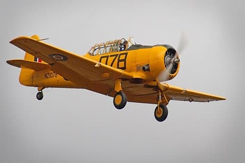 フルデイオマカ航空ヘリテージセンターとワイン試飲ツアー