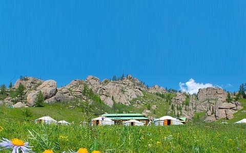 Tour privato di un giorno: Parco Nazionale di Terelj + Statua di Gengis Khan ..