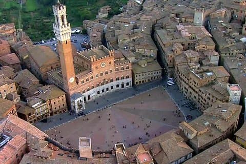 Excursão guiada privada: Viagem de um dia a Siena, San Gimignano e Chianti saindo de Florença