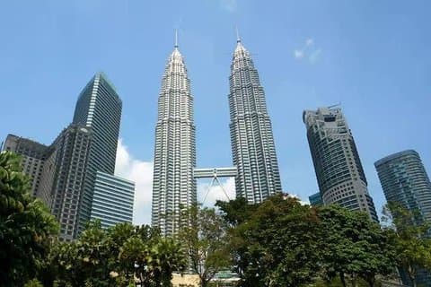 Privat halvdags bytur i Kuala Lumpur med billett til Kuala Lumpur Tower observasjonsdekk