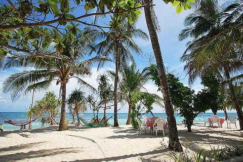 Private Island Boat Cruise and Lunch from Cebu City
