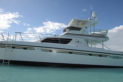 Turks and Caicos Full-Day Luxury Private Yacht Charter