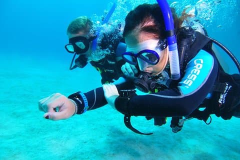 Get your PADI Advanced Open Water Diver course - 2 days
