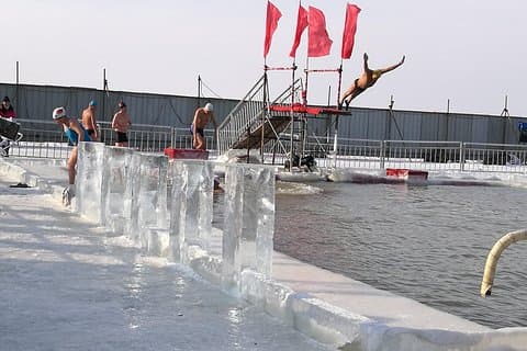 3 ore di giro turistico sul fiume Songhua ghiacciato di Harbin