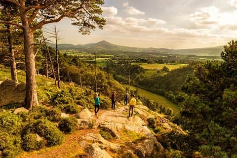 Dublin naar Wicklow, Glendalough Tour met kleine groep met begeleide wandeling