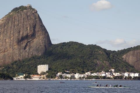 Rio de Janeiro Super Saver: Guanabara Bay Cruise med Grillmad Frokost, Kristus Forløser og Selaron Steps by Van