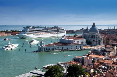 Traslado compartido para salidas en Venecia: del centro de Venecia al puerto de cruceros de Marittima