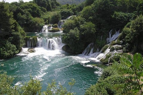 Split aux cascades de Krka - Visite privée d'une journée avec détour gratuit