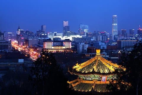 Tour nocturno privado en Beijing con cena imperial