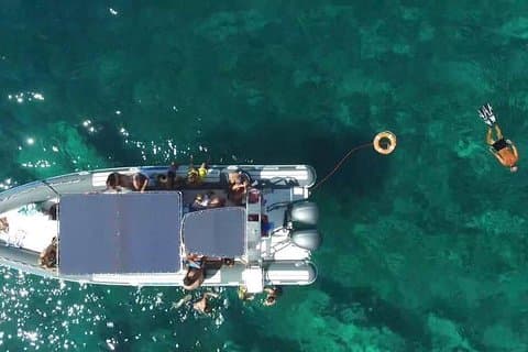 Schlauchboottour durch Porto Selvaggio und seine Höhlen