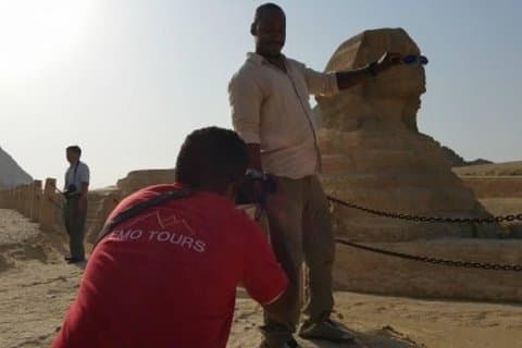 Hoogtepunten van Cairo zijn een bezoek aan Giza Pyramids en Sphinx