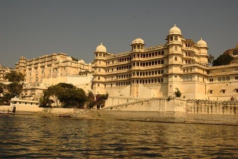 Heldags guidet privat tur til Udaipur bymonumenter