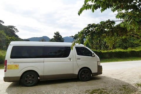 Trasferimenti privati da Puerto Princesa a El Nido o Vice Versa