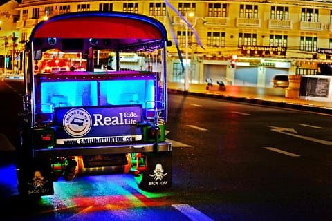 Bangkok Magnificent Lights av Tuk Tuk