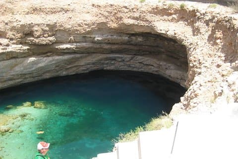 Kysttur og Wadi Hike fra Muscat