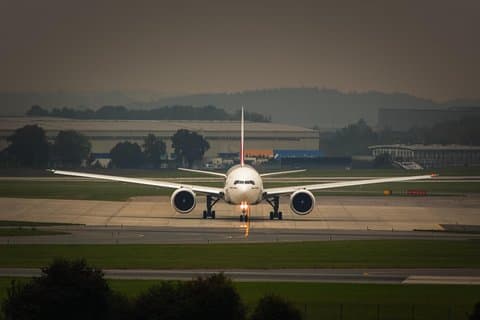 Privater Transfer: Flughafen Heathrow nach Gatwick Ankunft oder Abreise Transfer