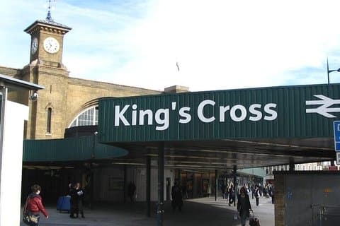 Private Transfer: Heathrow Airport to London Kings Cross or St Pancras Stations