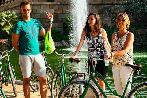 Privéfietstocht Gaudi met een plaatselijke bewoner