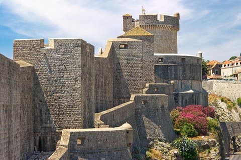 Dubrovnik : Antike Stadtmauern & Kriege zu Fuß