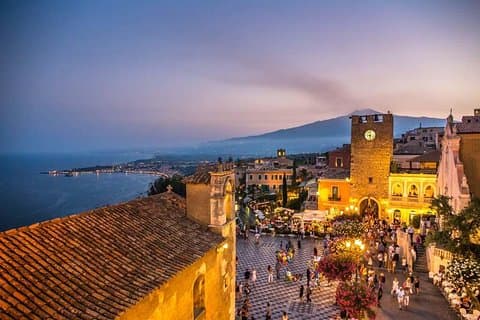 Private Taormina Sunset Walking Tour mit Aperitif