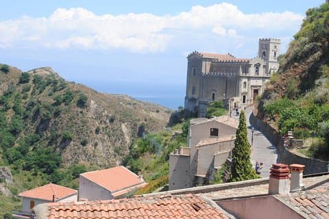 Depuis le terminal de croisière de Messine: Taormina+ Visite du parrain+Déjeuner