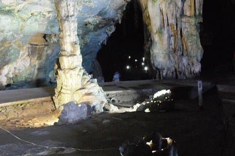 Tagesausflug zu Taxco und Cacahuamilpa-Höhlen von Acapulco