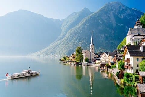 Guided Hallstatt Day Trip from Vienna (incl. Boat)