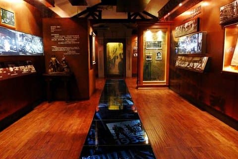 Tour Privado de 3 horas ao Gueto Judeu e Shanghai Bund