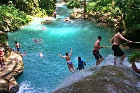 Nur blaues Loch - von Ocho Rios