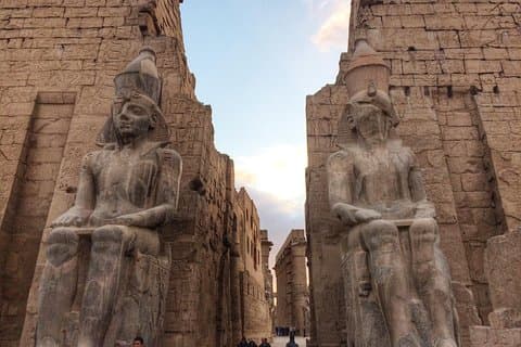 マカディからルクソールへの一泊旅行