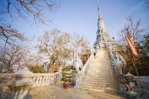 Privat Oudong Temple Day Tour från Phnom Penh