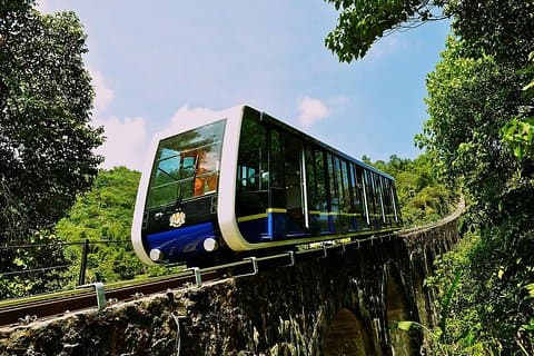 Penang City & Temple Tour with Penang Hill Funicular (6 Hours)