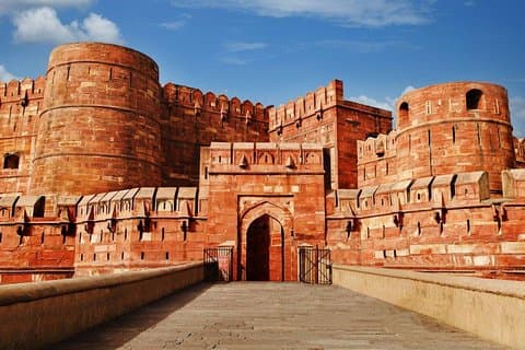 Excursion privée de 02 jours au lever du soleil à Tajmahal en avion au départ de Goa