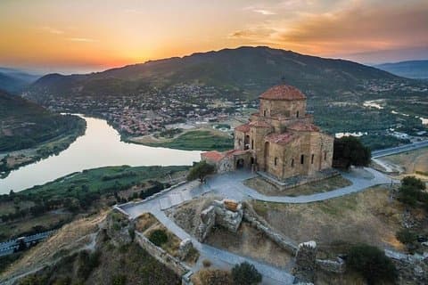 Full Day Private Tour i Mtskheta Gori Uplistsikhe og Tbilisi