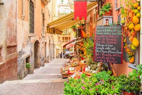 Visite guidée privée et personnalisée à pied de Taormina Top Sights