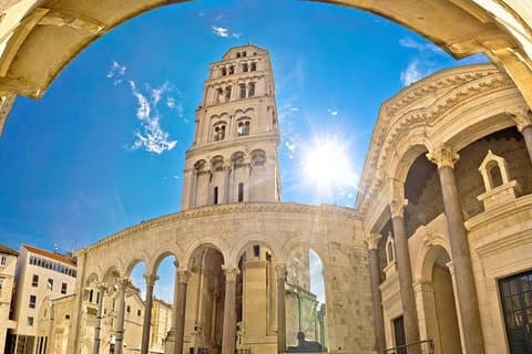 Dagstur til Trogir og Split fra Makarska Riviera