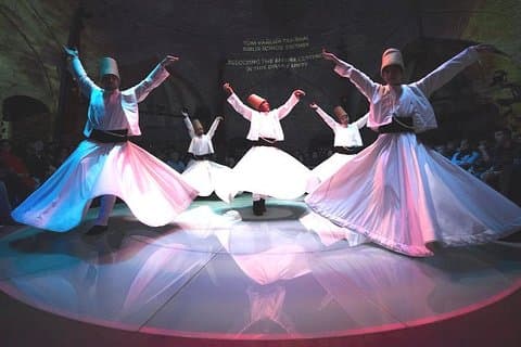 Whirling Dervish-seremoni: Gå på en åndelig reise
