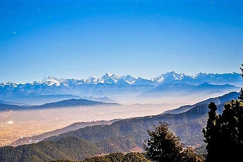 Erhöhen Sie Ihr Abenteuer mit Chandragiri Hill