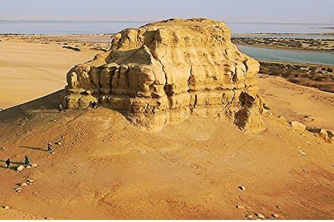 Over natten til Fayoum og Wadi El Hitan